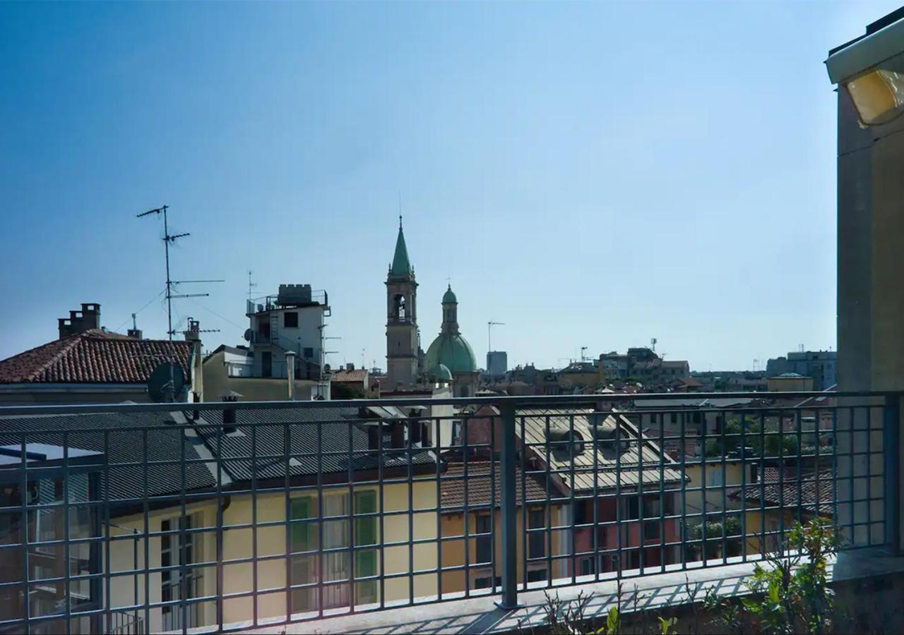 Elegant 2 Bedrooms Apartments Near Duomo Milan Luaran gambar