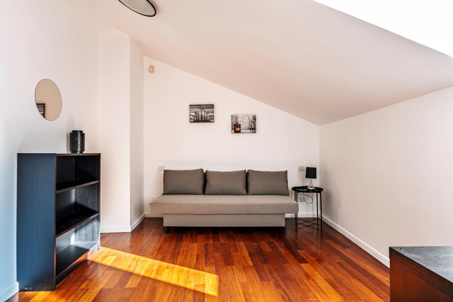 Elegant 2 Bedrooms Apartments Near Duomo Milan Luaran gambar